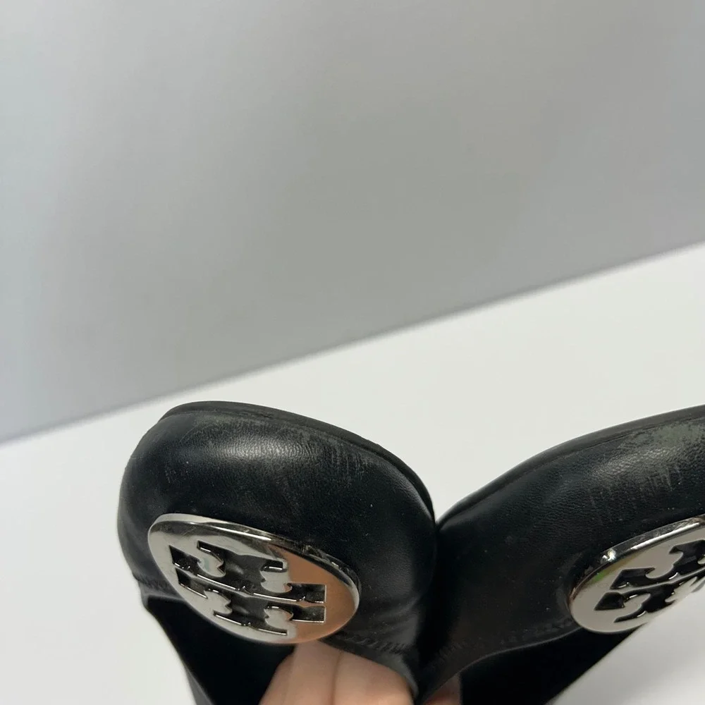 Tory Burch Reva Ballet Flats Black Women 7M Leather Silver Medallion Logo Classi